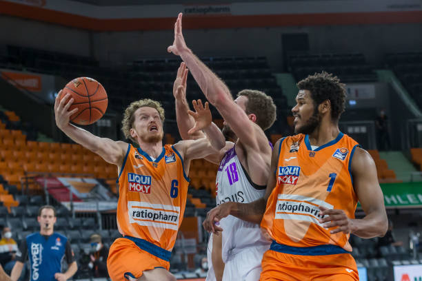 赛季稳定发 赛季稳定发