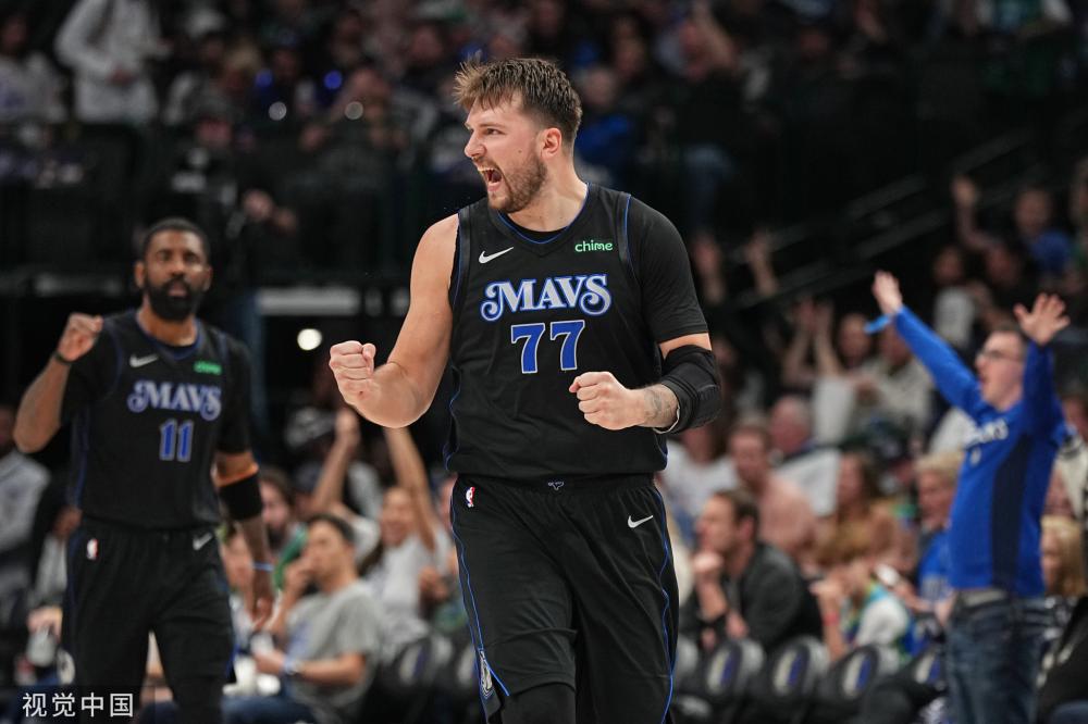 红黄纷飞追 红黄纷飞追