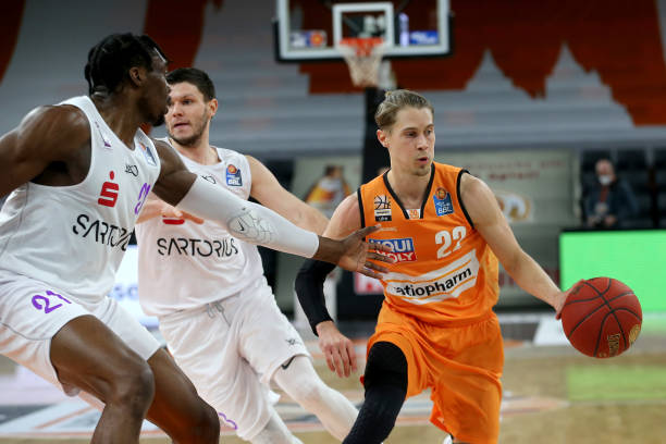 作为世界羽 作为世界羽